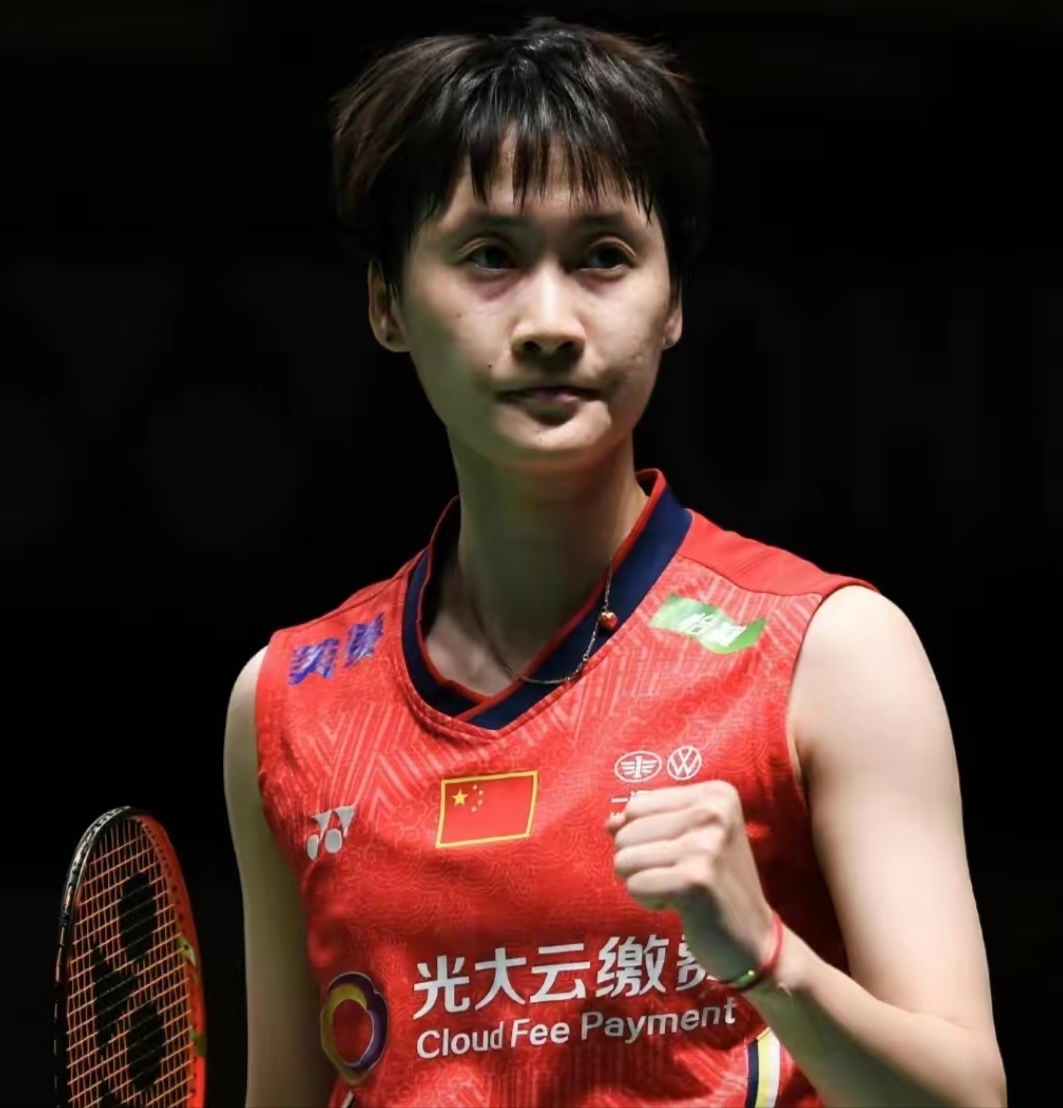 爱游戏APP-马来西亚队轻取印尼队，陈雨菲扛起全队