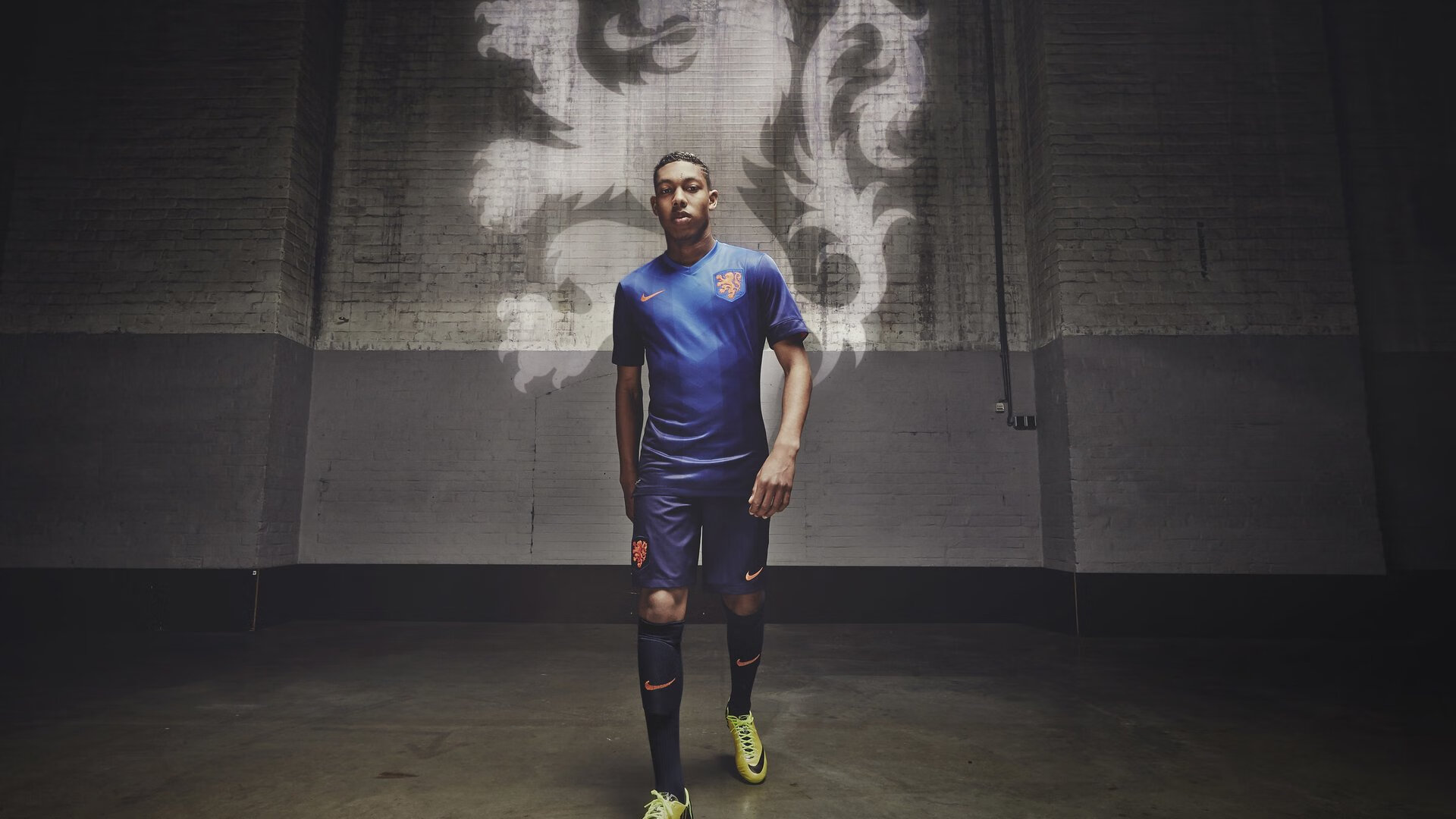 爱游戏下载-皮克打出统治级数据，切尔西斩落巴西，当足球成为全球化的终极隐喻